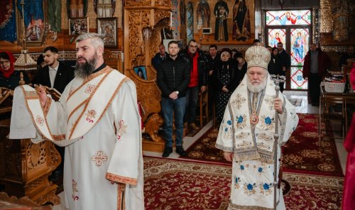 Binecuvântare la Mănăstirea „Izvorul Tămăduirii” din Tulcea