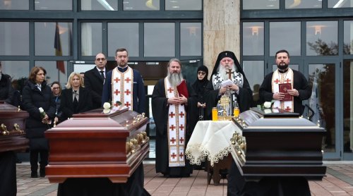 Slujbă de pomenire pentru suporterii greci decedați în accidentul rutier din Timiș