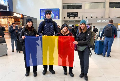 Cercetători români în Antarctica