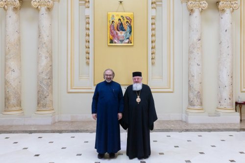 Ierarh ortodox din Africa în vizită la Palatul Patriarhiei
