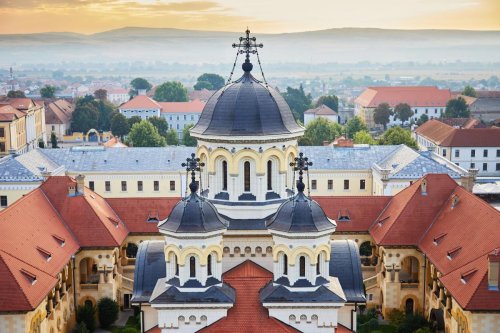 Sprijin financiar pentru centre sociale, oferit de Arhiepiscopia Alba Iuliei