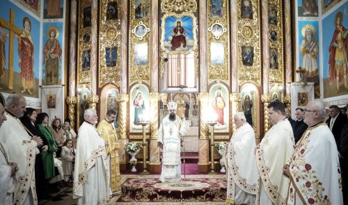 Binecuvântare arhierească la Biserica „Adormirea Maicii Domnului” din Zalău