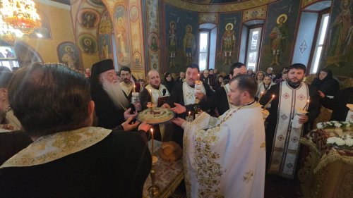 Sfântul Teodor Tiron cinstit la o biserică din Mehedinți