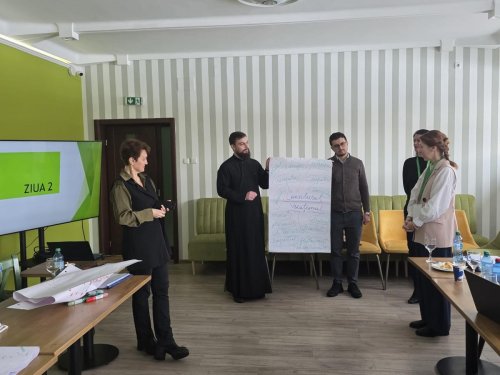 Mentorii din seminariile teologice ale Arhiepiscopiei Iașilor, formați ca viitori consilieri vocaționali