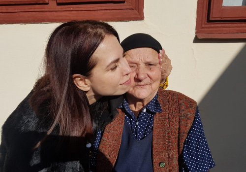 Bunica - o moștenire de credință trăită