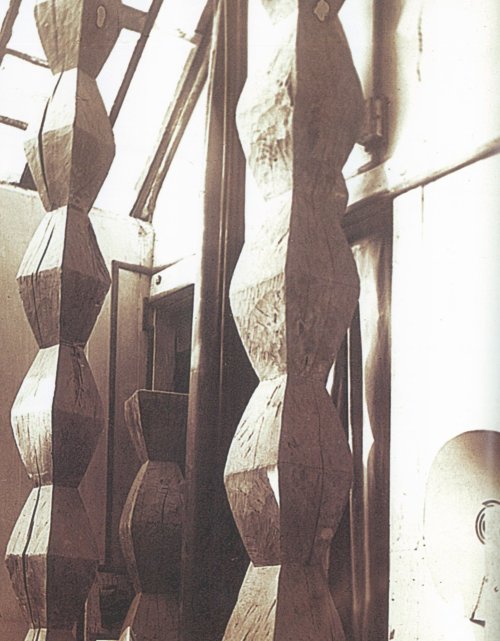 Materia sculptată, epifanie a luminii Creatorului. Spiritualitate ortodoxă în opera lui Constantin Brâncuși