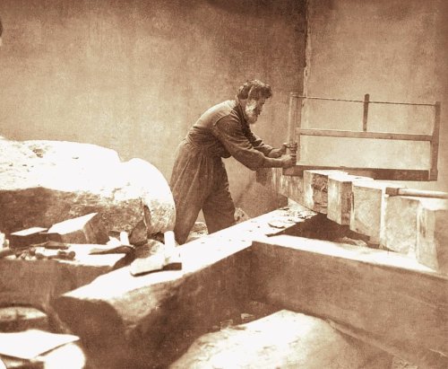 Materia sculptată, epifanie a luminii Creatorului. Spiritualitate ortodoxă în opera lui Constantin Brâncuși