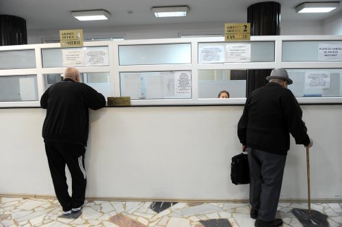 Cetățenii, invitați să sesizeze excesele administrative