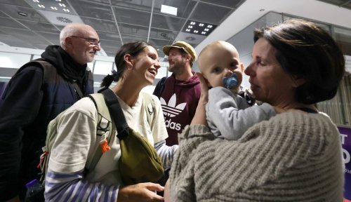 Eforturi de evacuare a europenilor din zona Golfului