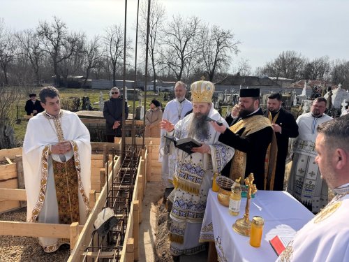 Piatră de temelie pentru o nouă biserică din Teleorman
