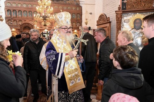 Popas de rugăciune la Mănăstirea Comana