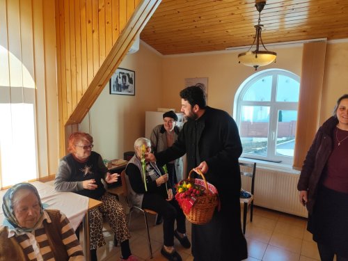Daruri pentru vârstnicii Căminului „Sfânta Muceniță Irina” din Sibiu