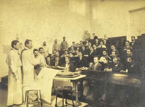 Profesorul Zaharia Samfirescu, o „punte” între Iași și Brâncuși