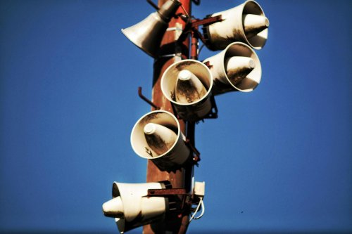 Auzim ce vrem să auzim