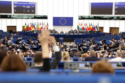 PE: Raport final privind criza locuințelor