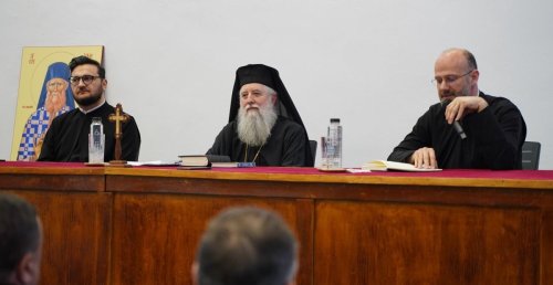 Preasfințitul Părinte Samuel Bistrițeanul, la conferinţa ASCOR de la Alba Iulia