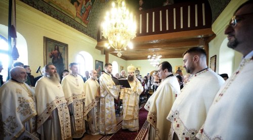 Lucrările de la biserica din Perii Vadului, Sălaj, au fost binecuvântate