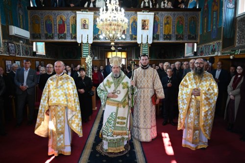 Vizită arhierească în Parohia Groşi, Protopopiatul Oradea