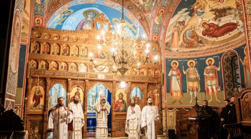 Slujire la paraclisul Catedralei Arhiepiscopale din Suceava