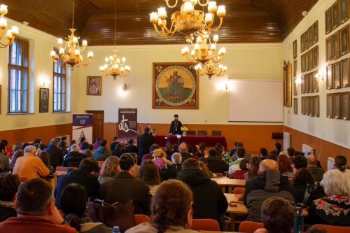 Preasfinţitul Părinte Benedict, Episcopul Sălajului, a conferenţiat la Sibiu