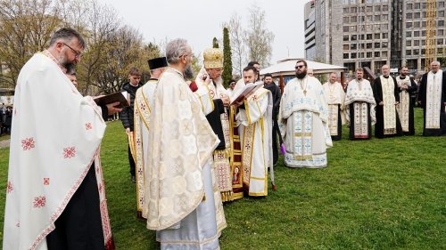 Piatră de temelie pentru Catedrala „Învierea Domnului” din Braşov