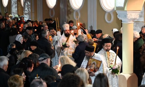 Slujirile ierarhilor hunedoreni la praznicul Învierii Domnului