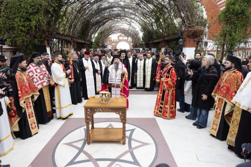 Capul Sfântului Mare Mucenic Gheorghe la Mănăstirea Pantocrator