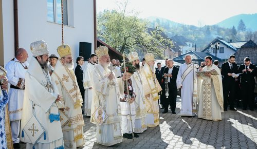 Biserica din Sângeorz‑Băi, sfințită de cinci ierarhi