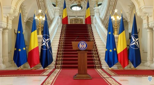 Preşedinţi şi miniştri la summitul de la Bucureşti 