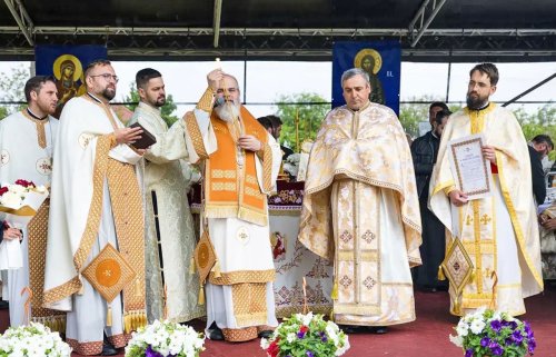 Sfințirea bisericii din Parohia Novaci, Vaslui