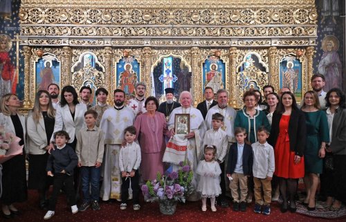 Binecuvântare arhierească şi aniversare în Parohia Oradea‑Vii
