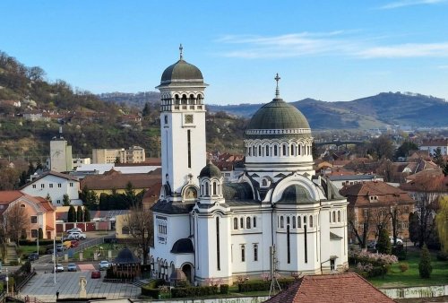 Biserica „Sfânta Treime”, nestemata coroanei de minuni a bătrânei Sighişoare