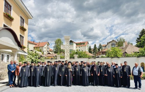 Şedinţa de constituire a Adunării eparhiale a Episcopiei Covasnei și Harghitei