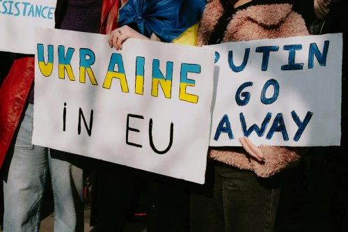 UE: Se reiau negocierile de aderare cu Ucraina 