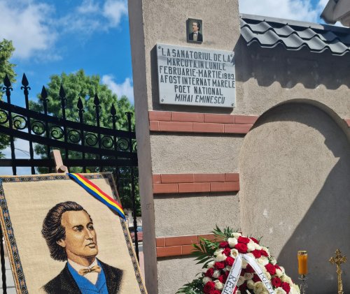 Binecuvântarea unei plăci memoriale în cinstea poetului național