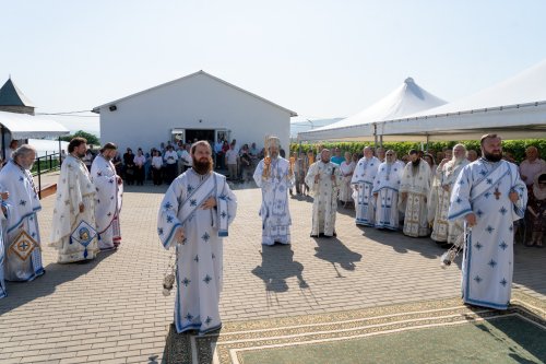 Sfinții Petru și Pavel, cinstiți de ieșeni la Mănăstirea Cetățuia