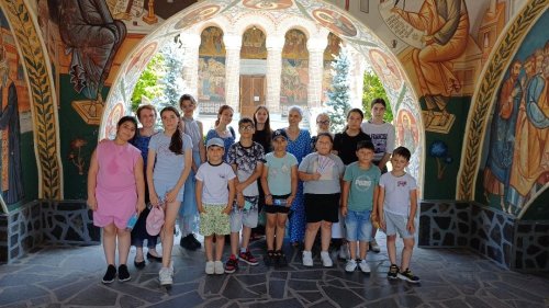 Excursie educativă și spirituală pentru beneficiari din Bărăgan
