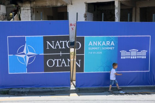Liderii țărilor NATO se întâlnesc la Ankara