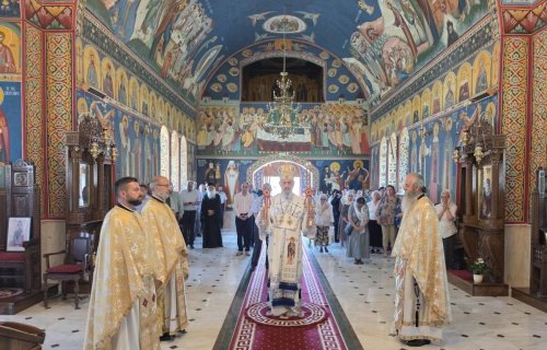 Slujire arhierească la Mănăstirea „Hristos Pantocrator” din Alba Iulia