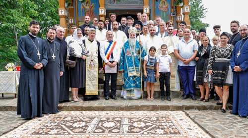 Tradiţii şi sfinţire într‑o parohie din Oltenia