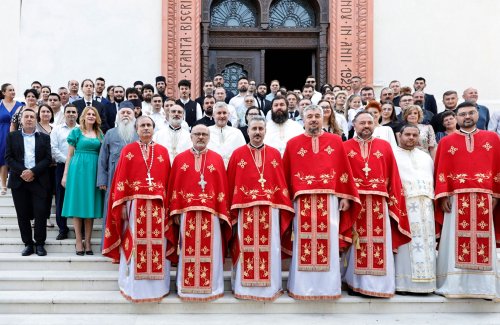 Festivitate de absolvire la Facultatea de Teologie Ortodoxă din Craiova