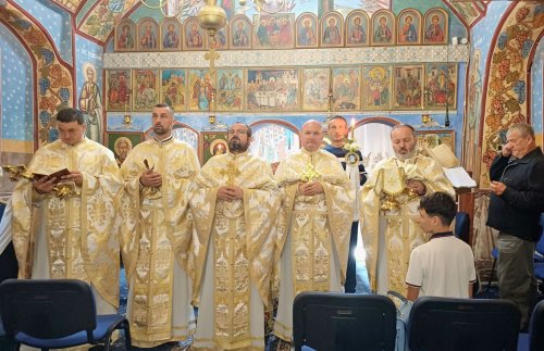 „Întâlnirea moților cu istoria” la Dupăpiatră-Cheia, judeţul Hunedoara