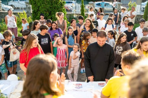 Zile de bucurie pentru copii din Episcopia Severinului și Strehaiei