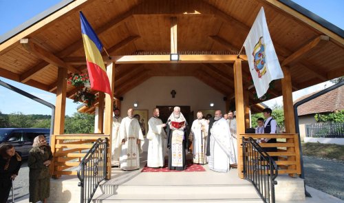 Binecuvântări arhiereşti în parohii maramureşene