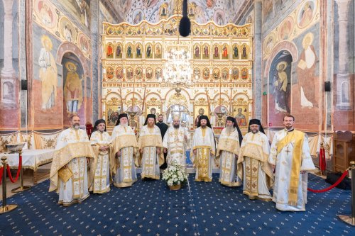Hramul de vară al bisericii din ostrov a Mănăstirii Cernica