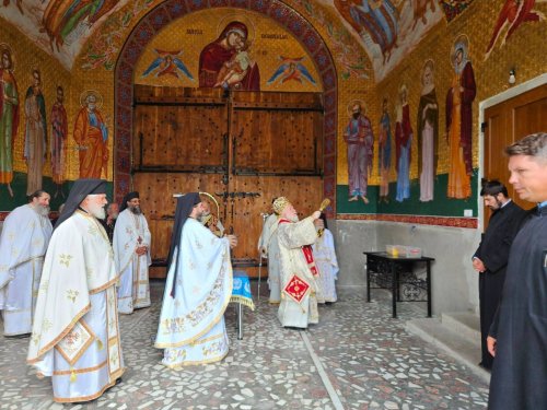 Zi de sărbătoare la Mănăstirea Cocoș din județul Tulcea