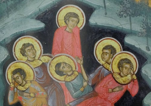 Sf. 7 tineri din Efes; Sf. Mc. Tatuil
