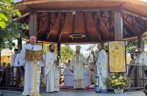 Hramul Mănăstirii Piatra Craiului din judeţul Cluj