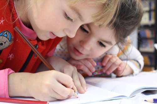 Afterschool gratuit pentru elevi