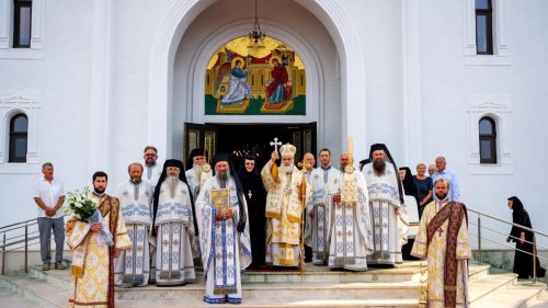 Binecuvântare la o mănăstire din judeţul Bacău